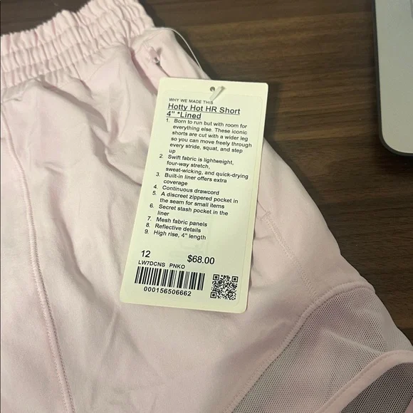 NWT Lululemon Hotty Hot High-Rise Lined Short 4"
Pink Organza - Picture 8 of 9